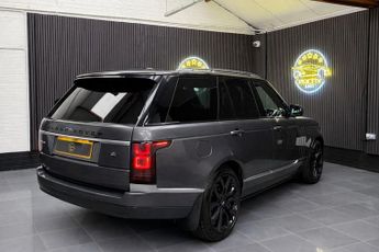 LAND ROVER RANGE ROVER 3.0 TD V6 Vogue SUV 5dr Diesel Auto 4WD Euro 5 (s/s) (258 ps)