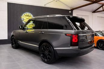LAND ROVER RANGE ROVER 3.0 TD V6 Vogue SUV 5dr Diesel Auto 4WD Euro 5 (s/s) (258 ps)