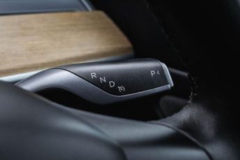 TESLA Model 3 (Dual Motor) Long Range Saloon 4dr Electric Auto 4WDE (346 ps)