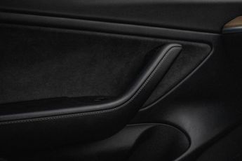 TESLA Model 3 (Dual Motor) Long Range Saloon 4dr Electric Auto 4WDE (346 ps)