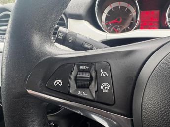 VAUXHALL ADAM 1.4i JAM Hatchback 3dr Petrol Manual Euro 6 (87 ps)