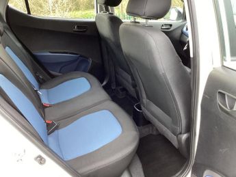 HYUNDAI I10 1.2 SE Hatchback 5dr Petrol Manual Euro 5 (87 ps)
