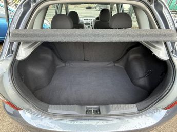 HONDA CIVIC 1.6 i-VTEC SE Hatchback 5dr Petrol Automatic (172 g/km, 108 bhp)