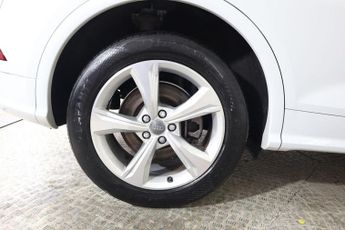 AUDI Q5 2.0 TDI 40 S line S Tronic quattro Euro 6 (s/s) 5dr