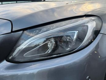 MERCEDES-BENZ C-CLASS 2.1 C220d AMG Line (Premium) Saloon 4dr Diesel G-Tronic+ 4MATIC 