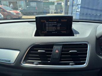 AUDI Q3 2.0 TDI S line SUV 5dr Diesel S Tronic quattro Euro 6 (s/s) (Nav