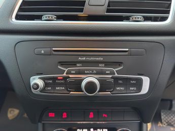 AUDI Q3 2.0 TDI S line SUV 5dr Diesel S Tronic quattro Euro 6 (s/s) (Nav