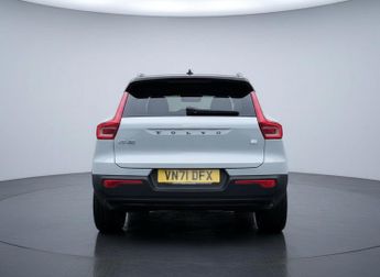 VOLVO XC40 1.5h T4 Recharge 10.7kWh R-Design SUV 5dr Petrol Plug-in Hybrid 