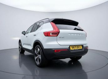VOLVO XC40 1.5h T4 Recharge 10.7kWh R-Design SUV 5dr Petrol Plug-in Hybrid 