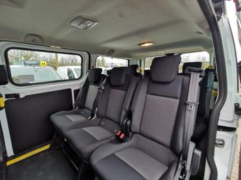 FORD TRANSIT CUSTOM 2.0 320 EcoBlue Leader Kombi Double Cab 5dr Diesel Manual L1 H1 