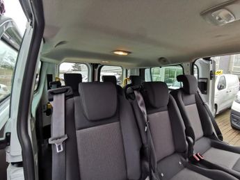 FORD TRANSIT CUSTOM 2.0 320 EcoBlue Leader Kombi Double Cab 5dr Diesel Manual L1 H1 