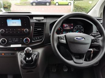 FORD TRANSIT CUSTOM 2.0 320 EcoBlue Leader Kombi Double Cab 5dr Diesel Manual L1 H1 