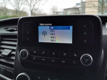 FORD TRANSIT CUSTOM 2.0 320 EcoBlue Leader Kombi Double Cab 5dr Diesel Manual L1 H1 