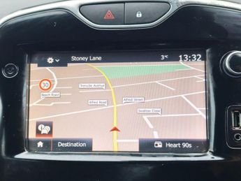 RENAULT CLIO 1.5 dCi Dynamique S Nav Hatchback 5dr Diesel Auto Euro 6 (90 ps)