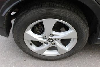 TOYOTA C-HR 1.8 VVT-h Icon SUV 5dr Petrol Hybrid CVT Euro 6 (s/s) (122 ps)