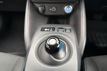 NISSAN LEAF 40kWh Acenta Hatchback 5dr Electric Auto (150 ps) Rear View Came