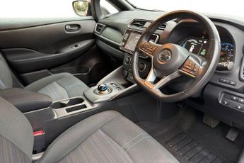 NISSAN LEAF 40kWh Acenta Hatchback 5dr Electric Auto (150 ps) Rear View Came