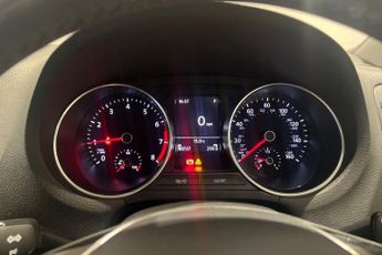 VOLKSWAGEN POLO 1.2 TSI BlueMotion Tech Match Edition Hatchback 3dr Petrol DSG E