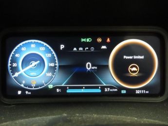 HYUNDAI KONA 39kWh SE Connect SUV 5dr Electric Auto (10.5kW Charger) (136 ps)