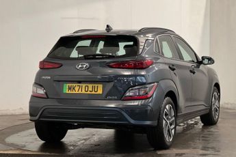HYUNDAI KONA 39kWh SE Connect SUV 5dr Electric Auto (10.5kW Charger) (136 ps)