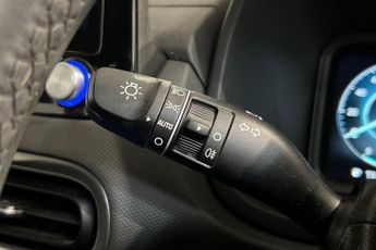 HYUNDAI KONA 39kWh SE Connect SUV 5dr Electric Auto (10.5kW Charger) (136 ps)