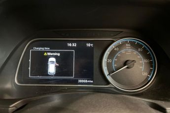 NISSAN LEAF 40kWh Visia Hatchback 5dr Electric Auto (150 ps) 16In Steel Whee
