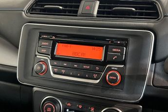 NISSAN LEAF 40kWh Visia Hatchback 5dr Electric Auto (150 ps) 16In Steel Whee