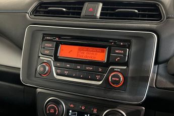 NISSAN LEAF 40kWh Visia Hatchback 5dr Electric Auto (150 ps) 16In Steel Whee