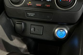 NISSAN LEAF 40kWh Visia Hatchback 5dr Electric Auto (150 ps) 16In Steel Whee