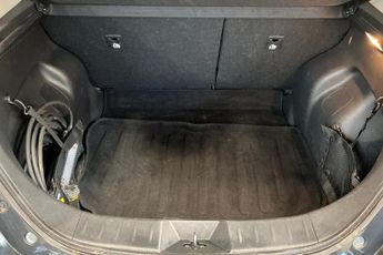 NISSAN LEAF 40kWh Visia Hatchback 5dr Electric Auto (150 ps) 16In Steel Whee