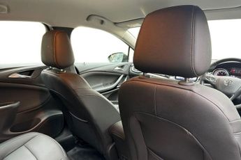 VAUXHALL ASTRA 1.4i Turbo GPF Elite Nav Hatchback 5dr Petrol Auto Euro 6 (s/s) 