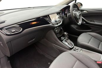 VAUXHALL ASTRA 1.4i Turbo GPF Elite Nav Hatchback 5dr Petrol Auto Euro 6 (s/s) 