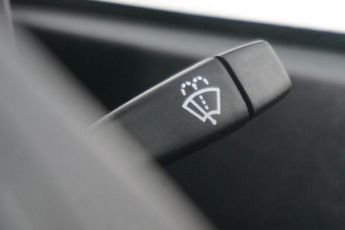 LAND ROVER DEFENDER 2.4 TDCi XS Station Wagon Diesel Manual 4WD SWB 3dr - Just 45,56