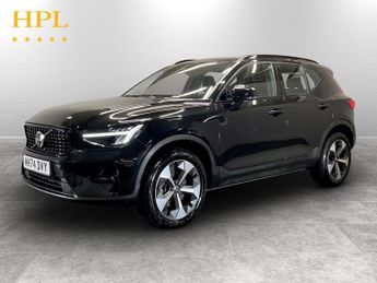 VOLVO XC40 2.0 B4 MHEV Plus Dark SUV 5dr Petrol Hybrid DCT Auto Euro 6 (s/s