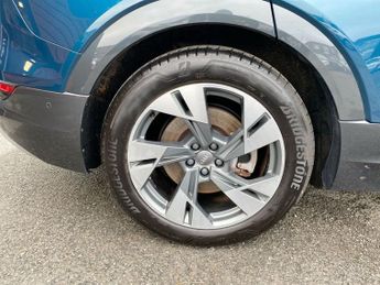 AUDI E-TRON 50 Sport SUV 5dr Electric Auto quattro 71.2kWh (313 ps)