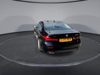 BMW 5 SERIES 2.0 520d MHT SE Saloon 4dr Diesel Hybrid Steptronic xDrive Euro 