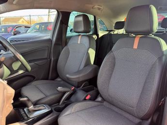 VAUXHALL CROSSLAND 1.2 Turbo Elite SUV 5dr Petrol Auto Euro 6 (s/s) (130 ps)