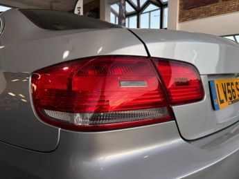 BMW 3 SERIES 3.0 335i SE Coupe 2dr Petrol Steptronic Euro 4 (306 ps)