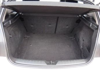 BMW 1 SERIES 1.6 118i SE Hatchback 5dr Petrol Auto Euro 5 (s/s) (170 ps)