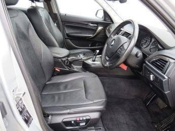 BMW 1 SERIES 1.6 118i SE Hatchback 5dr Petrol Auto Euro 5 (s/s) (170 ps)