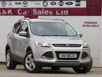 FORD KUGA 2.0 TDCi Zetec SUV 5dr Diesel Powershift AWD Euro 5 (140 ps)