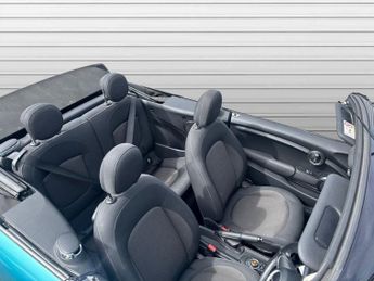 MINI CONVERTIBLE 1.5 Cooper Convertible 2dr Petrol Manual Euro 6 (s/s) (136 ps)