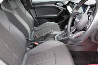 AUDI A1 1.0 TFSI 30 S line Sportback 5dr Petrol S Tronic Euro 6 (s/s) (1