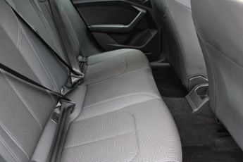 AUDI A1 1.0 TFSI 30 S line Sportback 5dr Petrol S Tronic Euro 6 (s/s) (1