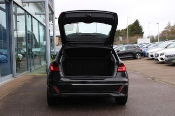 AUDI A1 1.0 TFSI 30 S line Sportback 5dr Petrol S Tronic Euro 6 (s/s) (1
