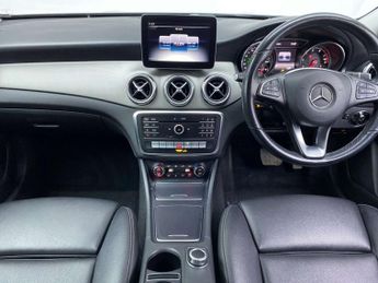 MERCEDES-BENZ GLA 1.6 GLA200 Sport (Premium) SUV 5dr Petrol 7G-DCT Euro 6 (s/s) (1