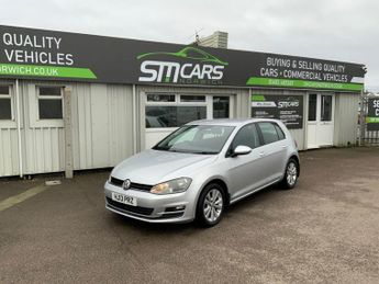 VOLKSWAGEN GOLF 2.0 TDI BlueMotion Tech SE Hatchback 5dr Diesel DSG Euro 5 (s/s)