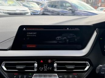 BMW 1 SERIES 1.5 118i M Sport (LCP) Hatchback 5dr Petrol DCT Euro 6 (s/s) (13