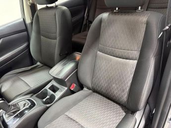 NISSAN X-TRAIL 1.7 dCi N-Connecta SUV 5dr Diesel CVT Euro 6 (s/s) (150 ps)