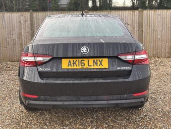 SKODA SUPERB 2.0 TDI SE L Executive Hatchback 5dr Diesel DSG Auto 6Spd Euro 6
